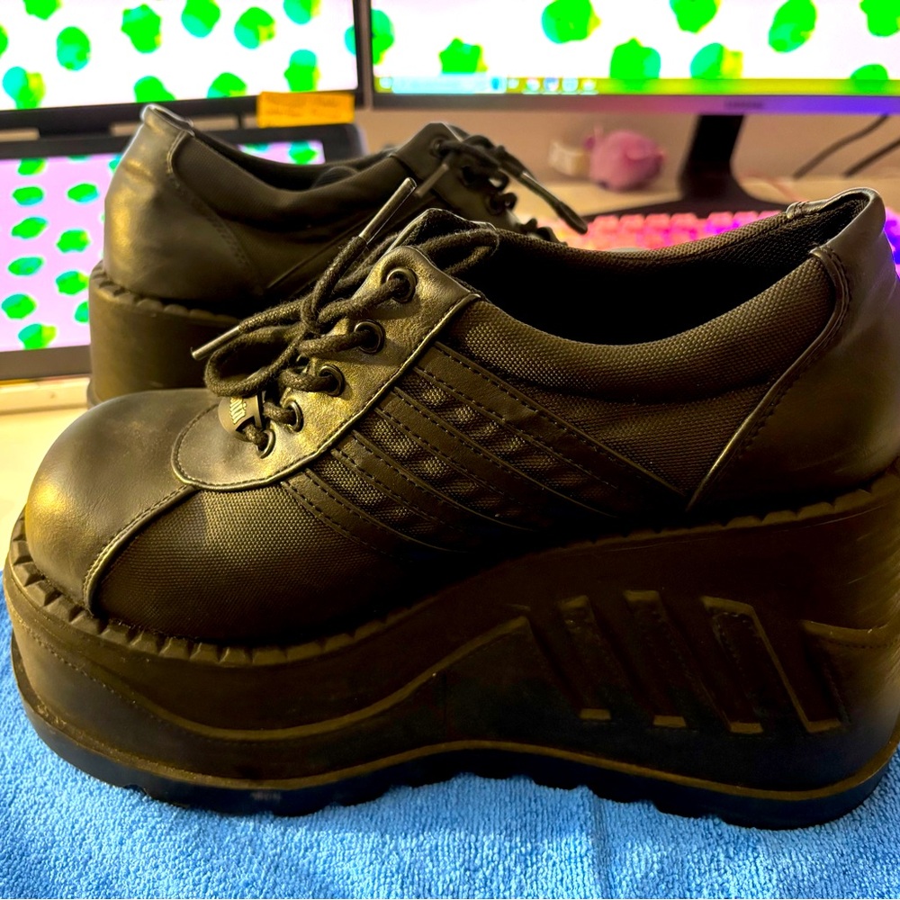 DEMONIA STOMP-8